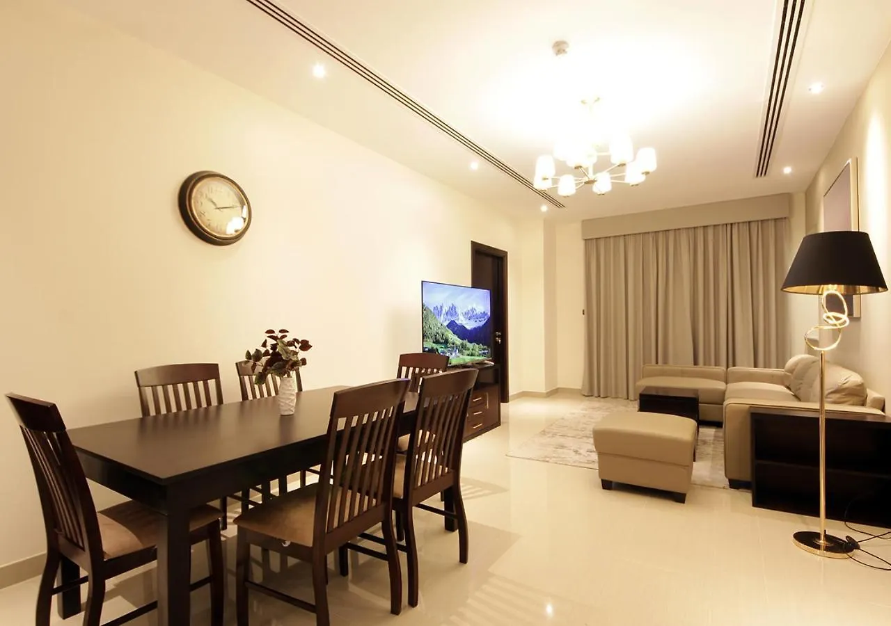 Elegant 2Br With City Views Downtown Dubai Living