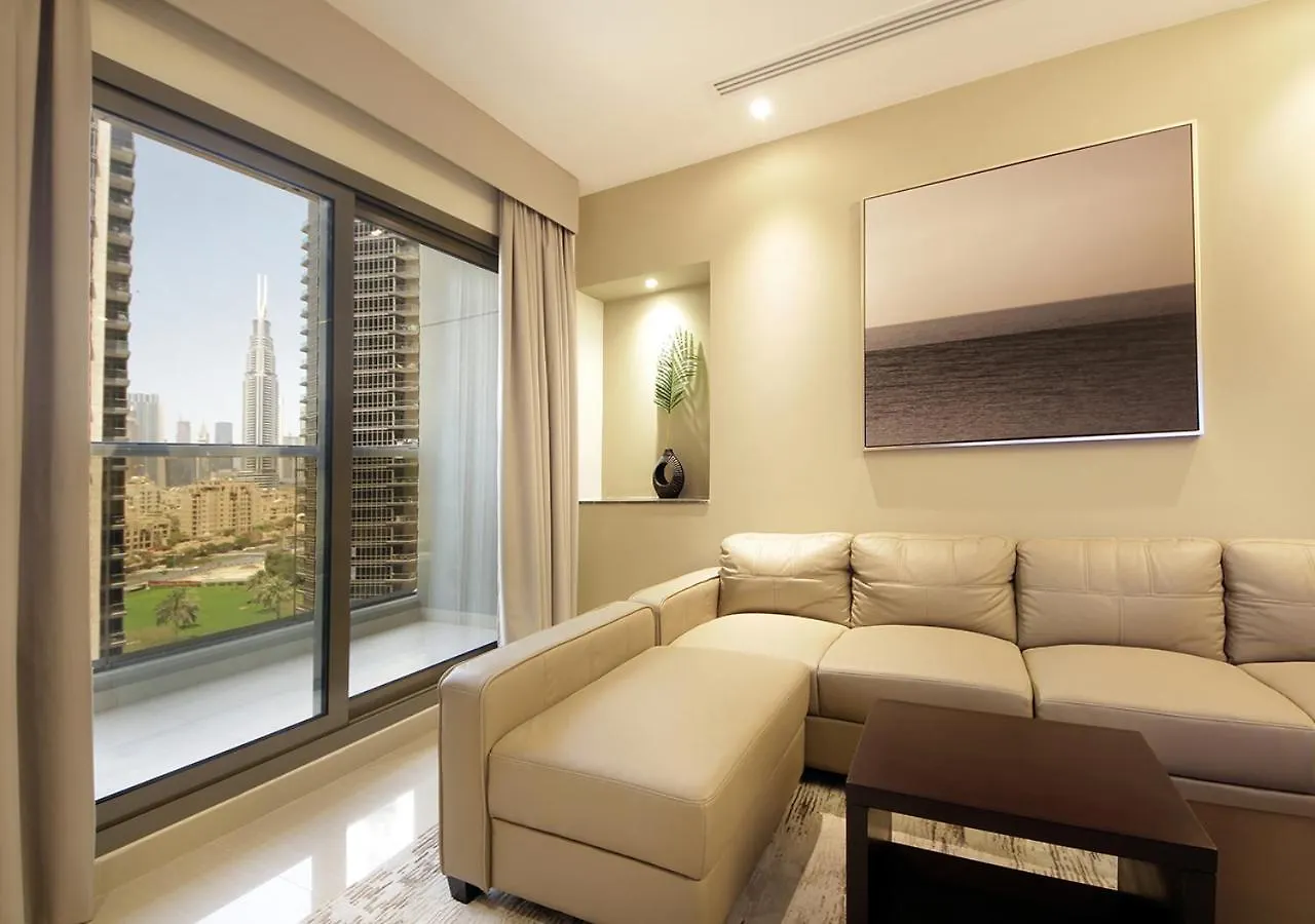 Elegant 2Br With City Views Downtown Dubai Living
