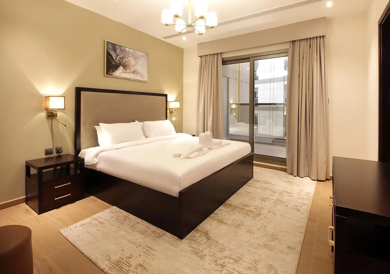 Elegant 2Br With City Views Downtown Dubai Living 0*,  United Arab Emirates